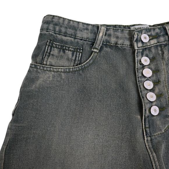 Misslook Women's S Exposed Button Fly Cutoff Jean Shorts - Picture 3 of 10